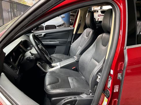 Used 2013 Volvo XC60 3.2 Premier image 7