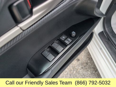 Used 2025 Toyota Camry SE w/ Convenience Package AWD/4WD image 14