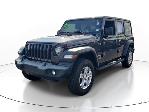 Used 2020 Jeep Wrangler Unlimited Sport S AWD/4WD image 3