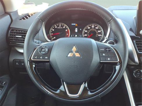 Used 2025 Mitsubishi Eclipse Cross SE image 23