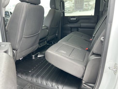 Used 2024 GMC Sierra 2500 Pro w/ Convenience Package image 10