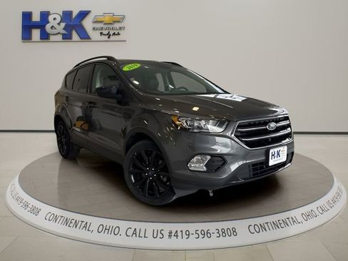 Used 2019 Ford Escape SE image 1