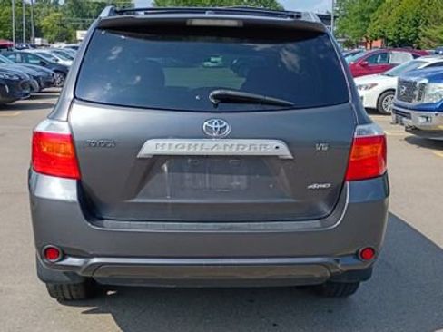 Used 2009 Toyota Highlander Limited w/ Extra Value Pkg 7 AWD/4WD image 8