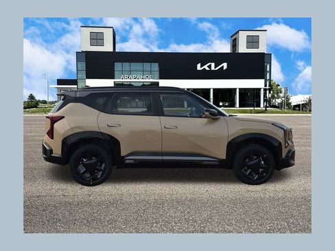 New 2027 Kia Seltos X-Line AWD/4WD image 1