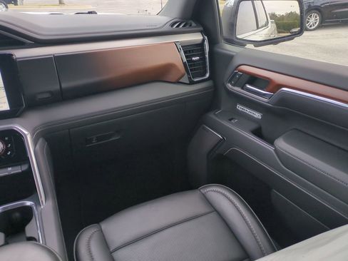 Used 2023 GMC Sierra 1500 Denali w/ Denali Reserve Package image 16