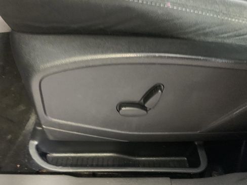 Used 2019 Ford Transit Connect XLT w/ Driver-Assist Package image 10