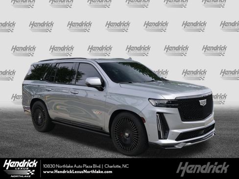 Used 2024 Cadillac Escalade V w/ LPO, ONYX Package image 1