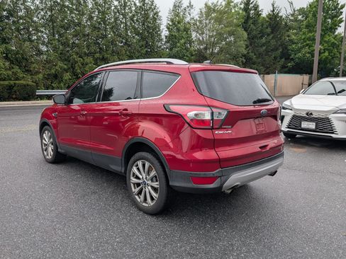 Used 2017 Ford Escape Titanium FWD image 5