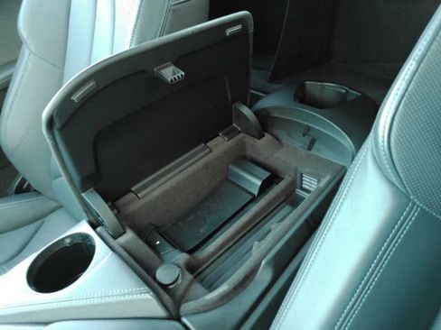 Used 2019 BMW i8 Roadster image 52