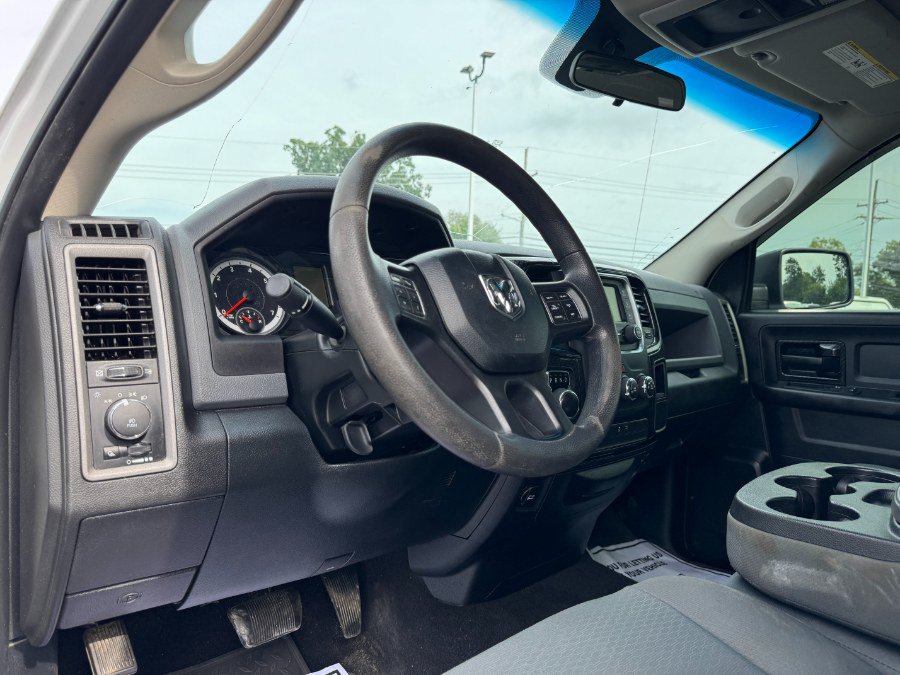 Used 2018 RAM 1500 Express w/ Express Value Package AWD/4WD image 14