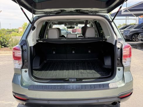 Used 2018 Subaru Forester 2.5i Limited AWD/4WD image 9