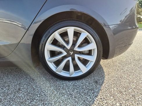 Used 2019 Tesla Model 3 Long Range AWD/4WD image 10