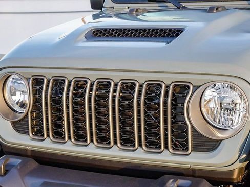 New 2026 Jeep Gladiator Sport image 6
