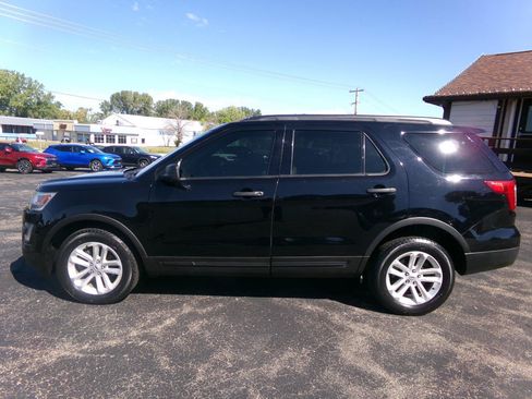 Used 2017 Ford Explorer 4WD image 6