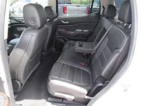 Used 2023 GMC Acadia Denali AWD/4WD image 33