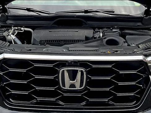 Used 2025 Honda Pilot Elite image 30