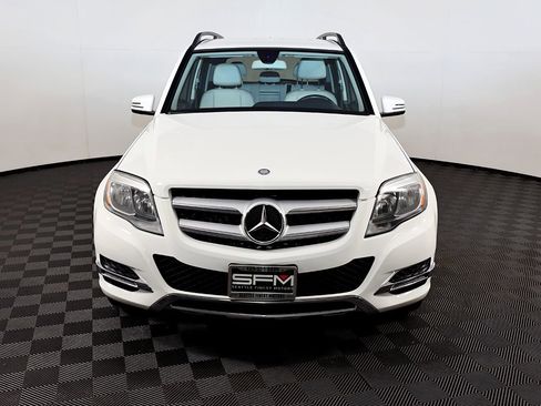 Used 2014 Mercedes-Benz GLK 250 BlueTEC 4MATIC image 3