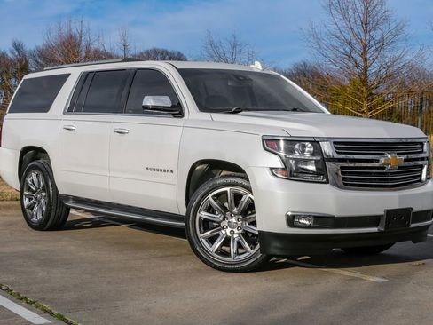 Used 2019 Chevrolet Suburban Premier image 11