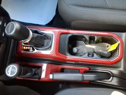 Used 2022 Jeep Gladiator Sport image 25