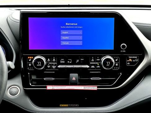 New 2026 Toyota Highlander Limited image 23