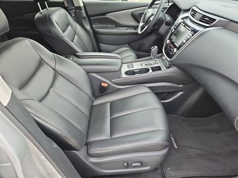 Used 2023 Nissan Murano SV AWD/4WD image 12