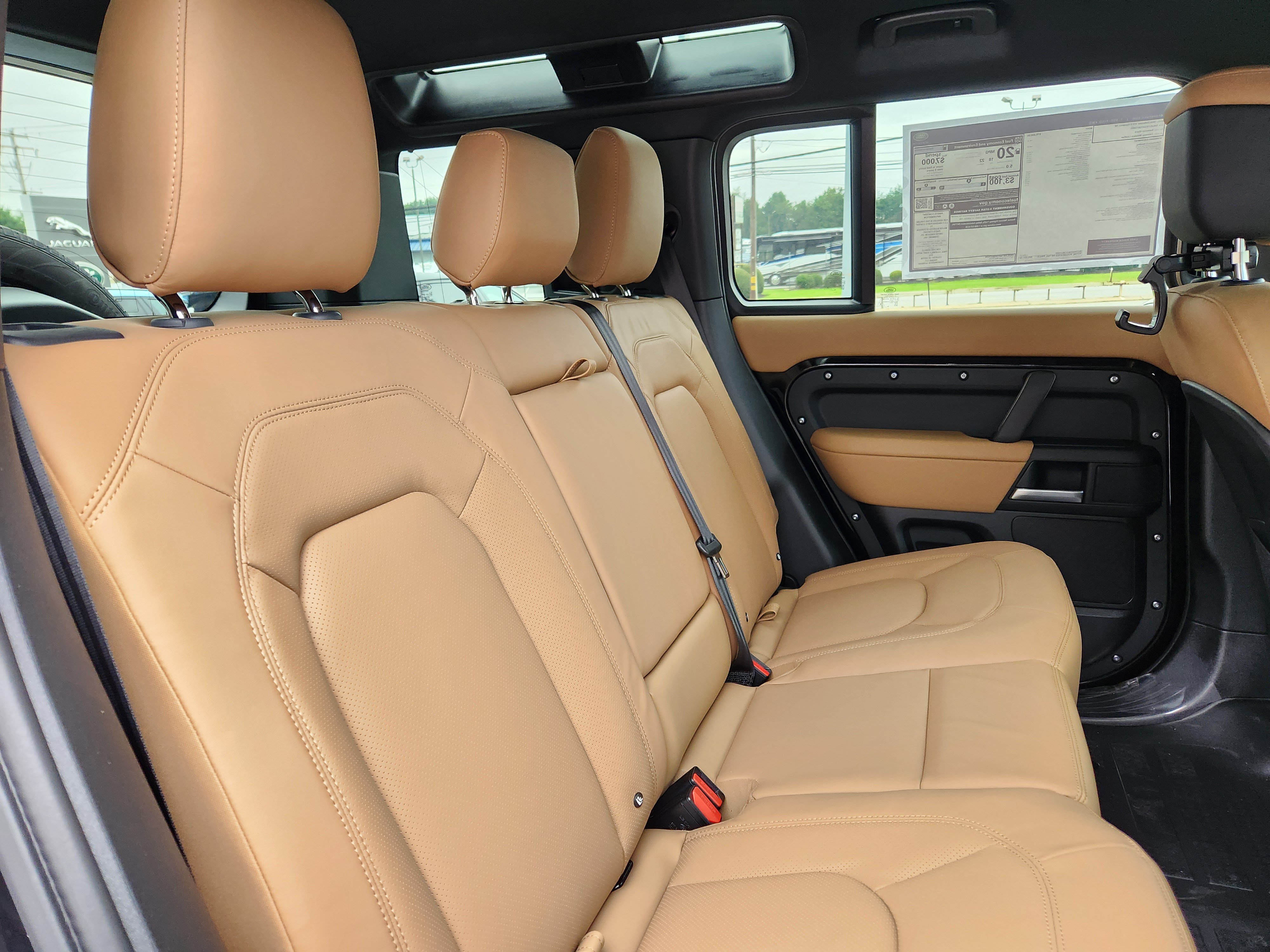 New 2026 Land Rover Defender 110 X-Dynamic SE AWD/4WD image 11