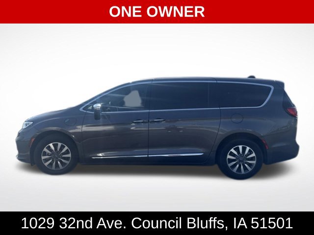 Used 2023 Chrysler Pacifica Limited FWD image 4