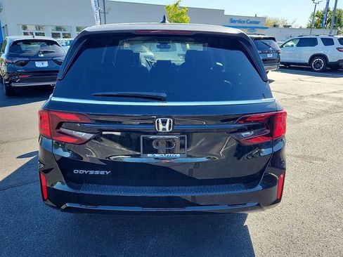 New 2026 Honda Odyssey EX-L image 5