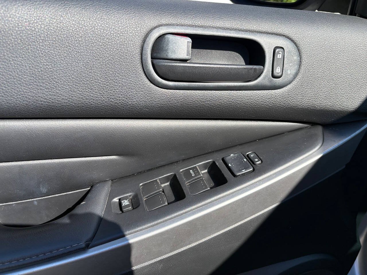 Used 2011 MAZDA CX-7 i Sport w/ Convenience Pkg FWD image 12
