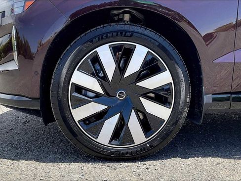 New 2025 Volvo EX90 Ultra image 14