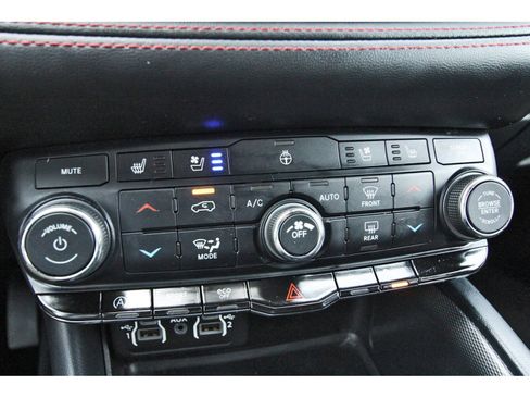 Used 2023 Dodge Durango GT RWD image 29