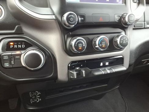 Used 2024 RAM 2500 Big Horn w/ Bed Utility Group image 11