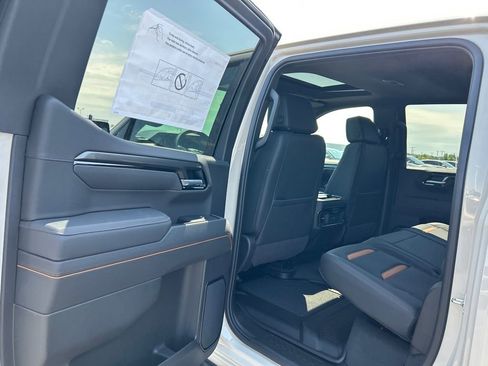 New 2026 GMC Sierra 1500 AT4 w/ AT4 Premium Package AWD/4WD image 35