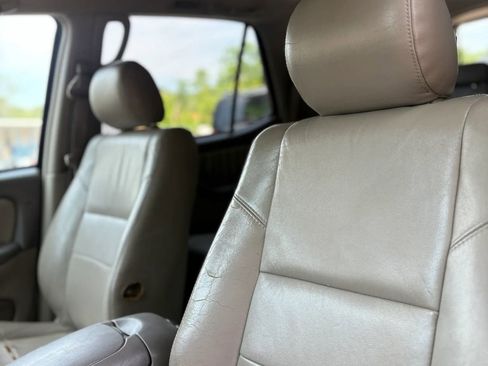 Used 2006 Toyota Sequoia Limited AWD/4WD image 11