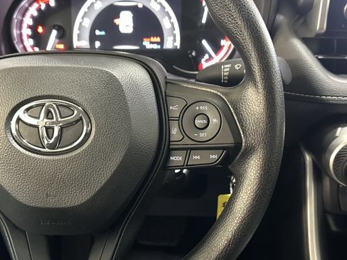 Used 2025 Toyota RAV4 LE image 30