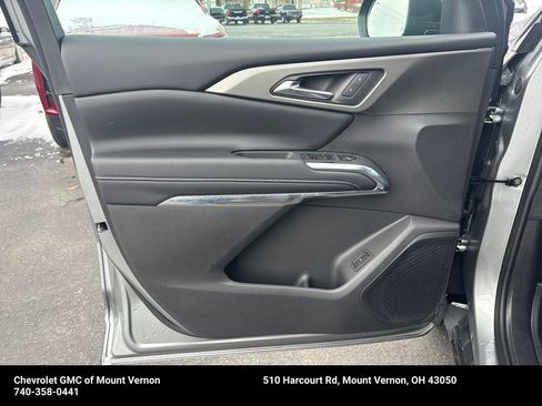 New 2026 Chevrolet Traverse LT w/ LPO, Floor Liner Package image 11