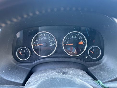 Used 2014 Jeep Compass Latitude w/ All Weather Capability Group image 5