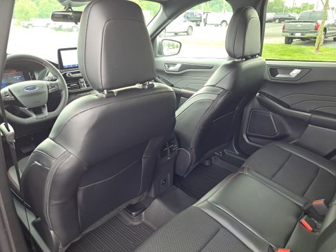 New 2025 Ford Escape ST-Line image 12
