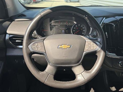 Used 2020 Chevrolet Traverse LT w/ LT Premium Package image 13