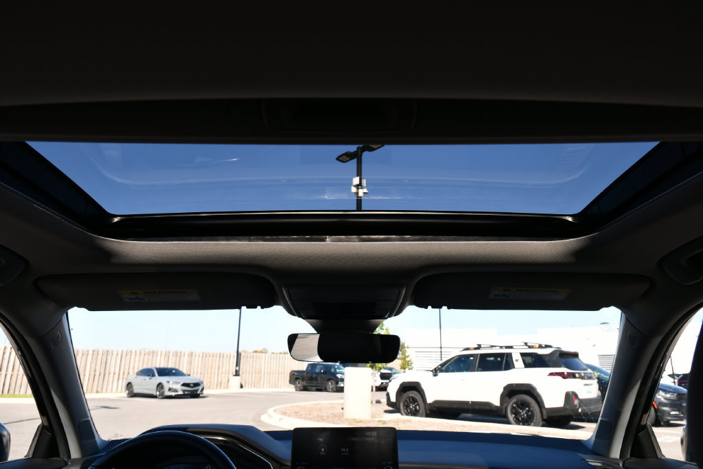 Used 2025 Acura Integra FWD image 35