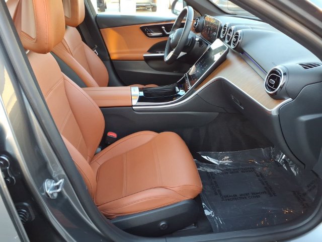 Used 2023 Mercedes-Benz C 300 Sedan image 16