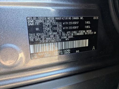 Used 2025 Toyota RAV4 XLE AWD/4WD image 15