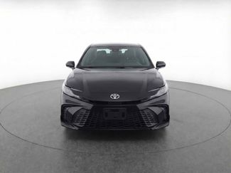 Used 2025 Toyota Camry SE video 2