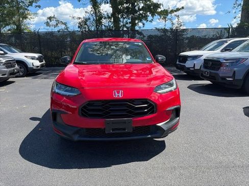 Used 2023 Honda HR-V Sport image 2