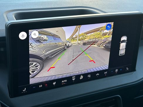 New 2025 Ford Maverick XLT w/ XLT Luxury Package image 17