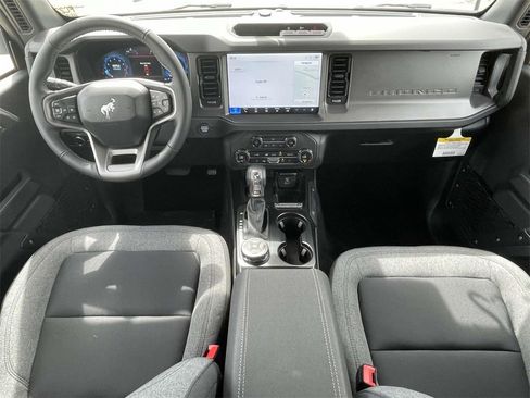 New 2025 Ford Bronco Big Bend image 9