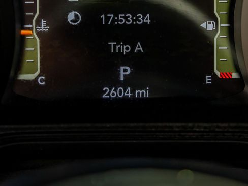 Used 2025 Jeep Wrangler Unlimited Rubicon image 20