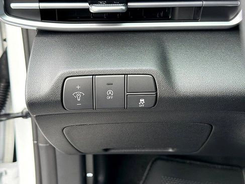 New 2026 Hyundai Elantra SE image 15