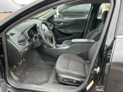 Used 2019 Chevrolet Malibu LT image 9