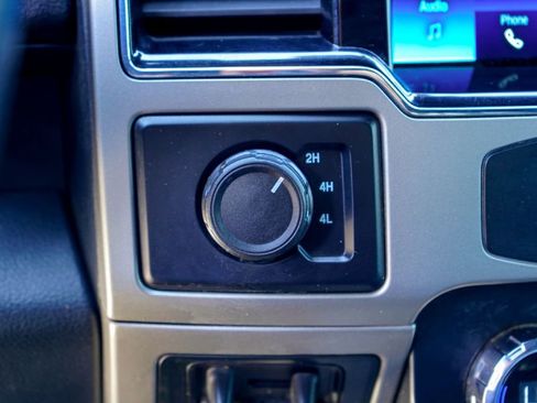 Used 2022 Ford F350 Lariat w/ Lariat Value Package image 21